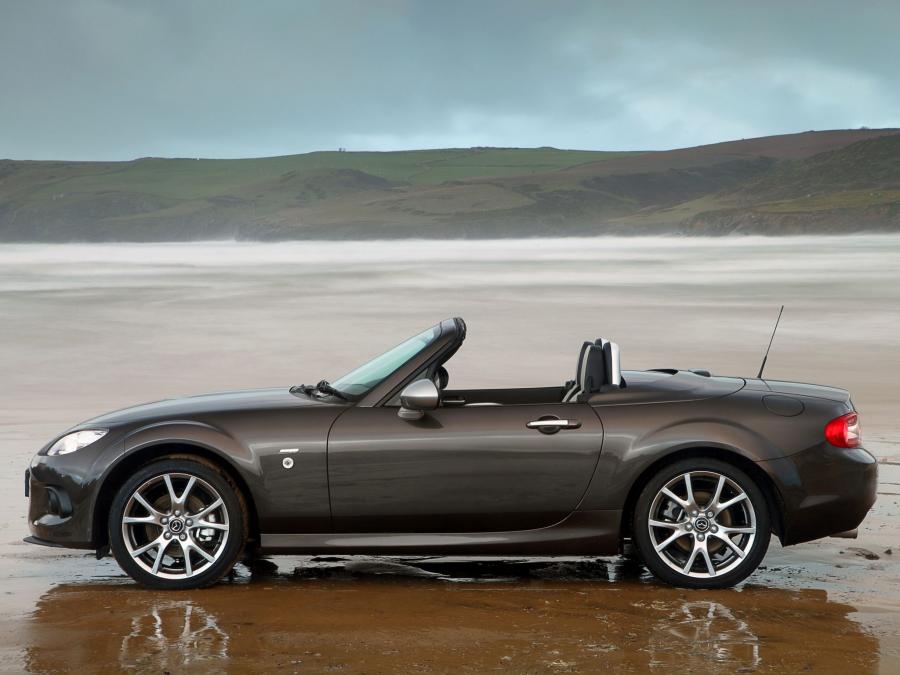  Mazda MX-5 Roadster-Coupe Sport Venture 2014 года  (фото 8 из 24)
